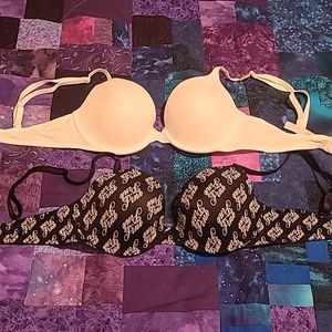 34 C Victoria Secret Pink bras